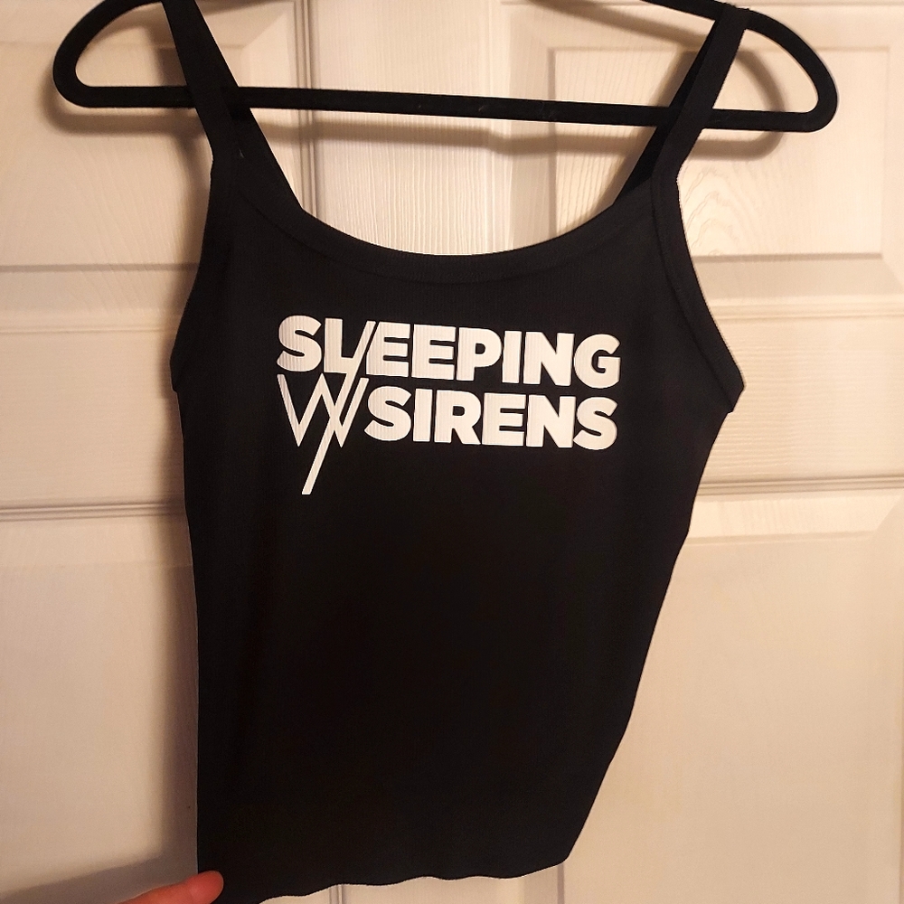 Sleeping with sirens hand cropped tank top Ribbed Sleeping With Sirens Crop Top